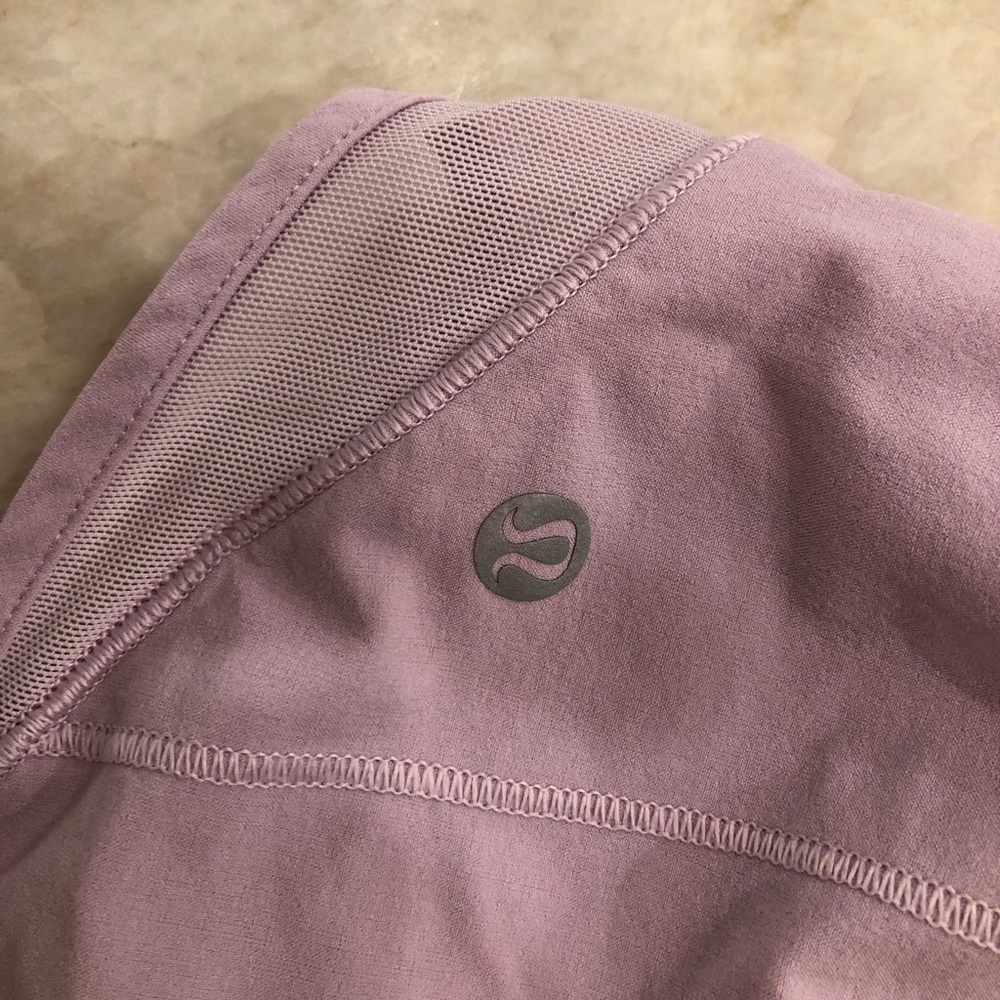 Lulu lemon hotty hot shorts